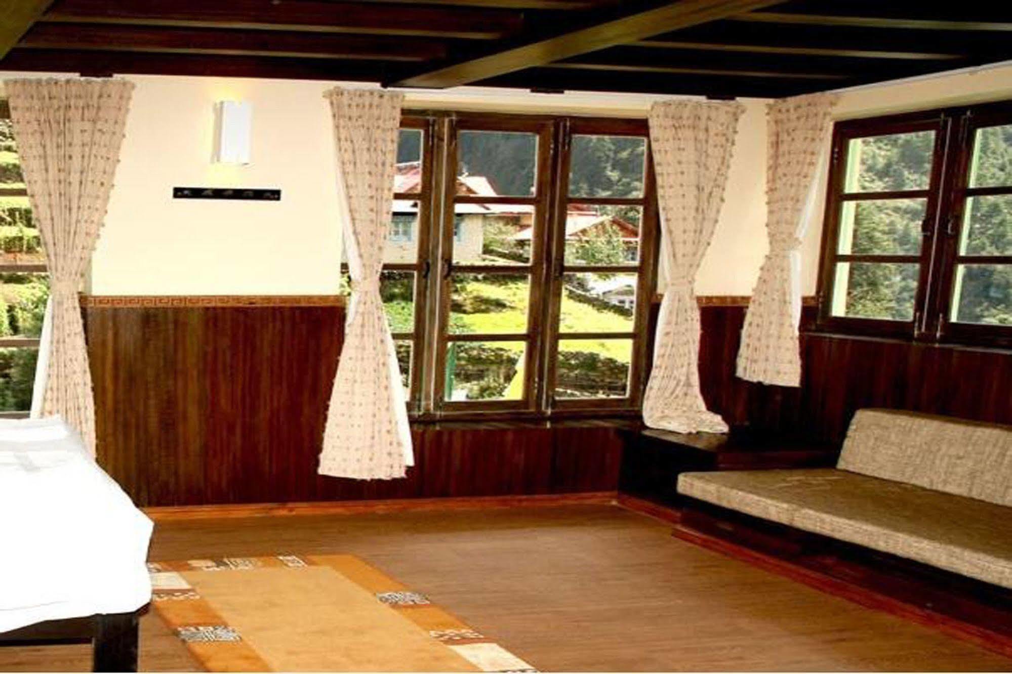 Mountain Lodges Of Nepal - Monjo Buitenkant foto